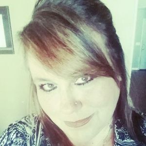 Meet your Posher, Lana